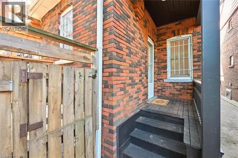 1047 Main Street East Hamilton ON L8M 1N5