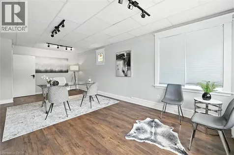 1047 Main Street East Hamilton ON L8M 1N5