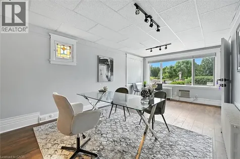 1047 Main Street East Hamilton ON L8M 1N5