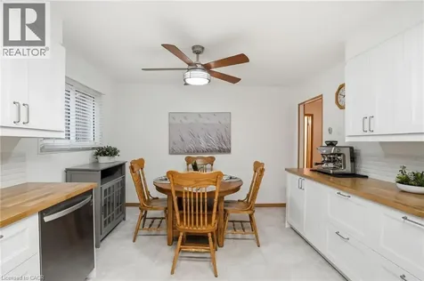 2127 Larabee Court Burlington ON L7P 3S3