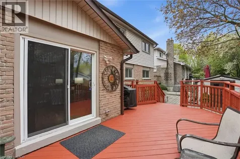 2127 Larabee Court Burlington ON L7P 3S3