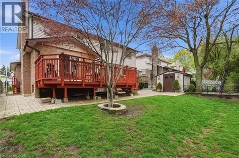2127 Larabee Court Burlington ON L7P 3S3