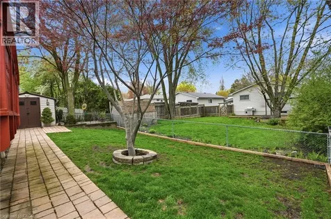 2127 Larabee Court Burlington ON L7P 3S3
