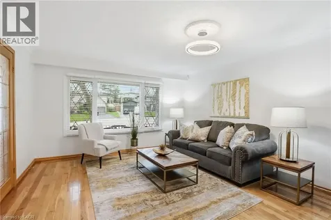 2127 Larabee Court Burlington ON L7P 3S3