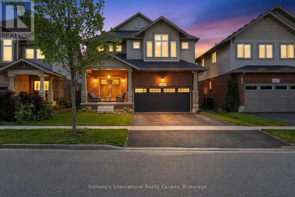 36 Kayla Crescent Collingwood ON L9Y 5K8