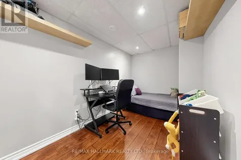23 Natale Court Bradford West Gwillimbury (bradford) ON L3Z 3B1