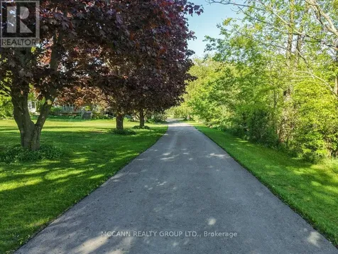 10445 17 Sideroad Brock ON L0C 1H0
