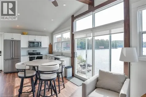 1021 Marina Road Huntsville ON P1H 2J6