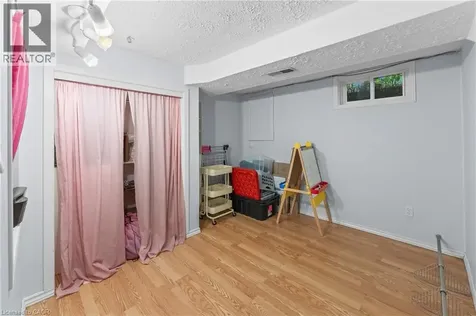 11 Abraham Drive St. Catharines ON L2M 6K7