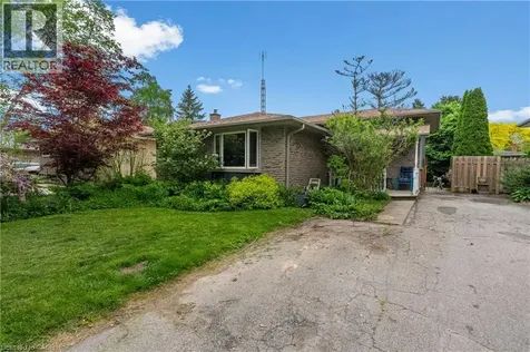 11 Abraham Drive St. Catharines ON L2M 6K7