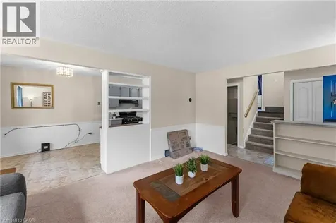 11 Abraham Drive St. Catharines ON L2M 6K7
