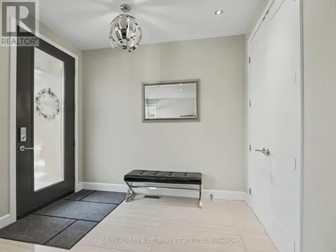 623 Tweedsmuir Avenue West Ottawa ON K1Z 5P4