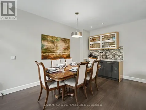 623 Tweedsmuir Avenue West Ottawa ON K1Z 5P4