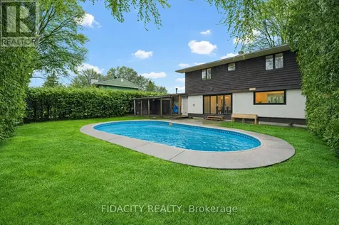 7 Gagnon Court Ottawa ON K2K 1A7