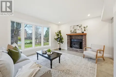7 Gagnon Court Ottawa ON K2K 1A7
