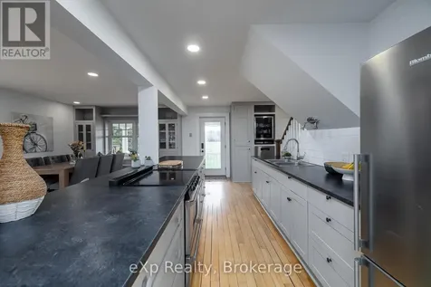 430254 Sydenham-lakeshore Drive Meaford ON N0H 1B0