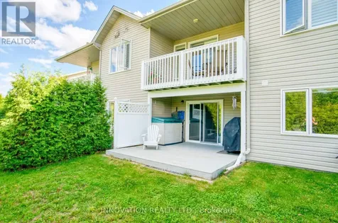 27 Eileen Crescent Ottawa ON K2S 1X2