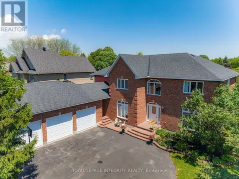 5589 Carrison Drive Ottawa ON K4M 1K7