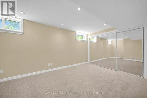 5589 Carrison Drive Ottawa ON K4M 1K7