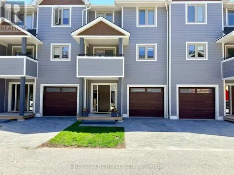 24 Starboard Road Collingwood ON L9Y 5C8