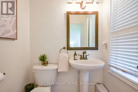 122 Atlantis Drive Orillia ON L3V 0A8