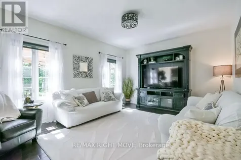 122 Atlantis Drive Orillia ON L3V 0A8