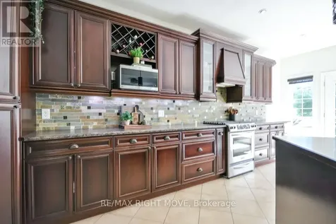 122 Atlantis Drive Orillia ON L3V 0A8