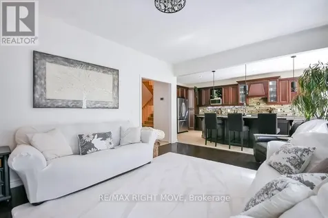 122 Atlantis Drive Orillia ON L3V 0A8