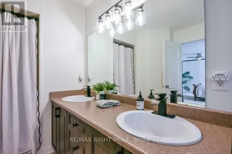 122 Atlantis Drive Orillia ON L3V 0A8