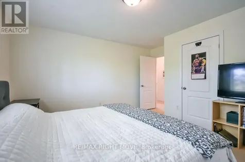 122 Atlantis Drive Orillia ON L3V 0A8