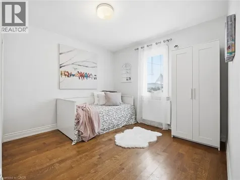 205 Prince Edward Drive South Toronto ON M8Y 3X1