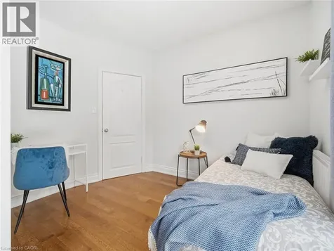 205 Prince Edward Drive South Toronto ON M8Y 3X1