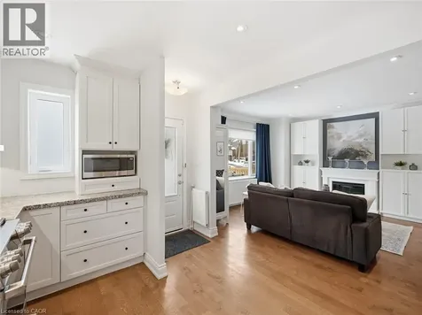 205 Prince Edward Drive South Toronto ON M8Y 3X1