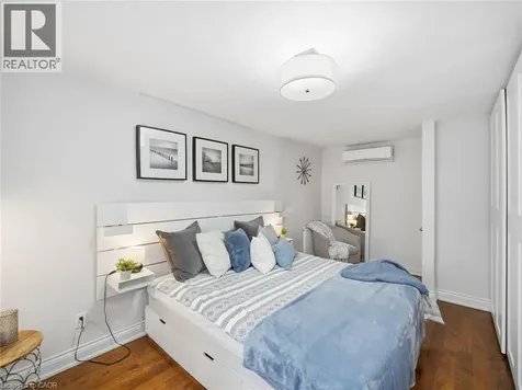 205 Prince Edward Drive South Toronto ON M8Y 3X1