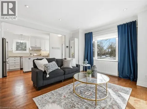 205 Prince Edward Drive South Toronto ON M8Y 3X1
