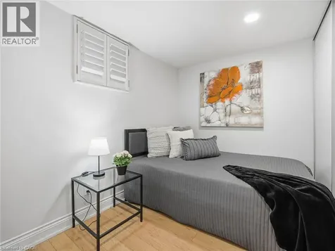 205 Prince Edward Drive South Toronto ON M8Y 3X1