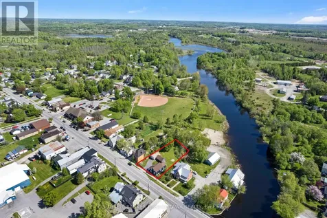 51 George Street Lanark Highlands ON K0G 1K0