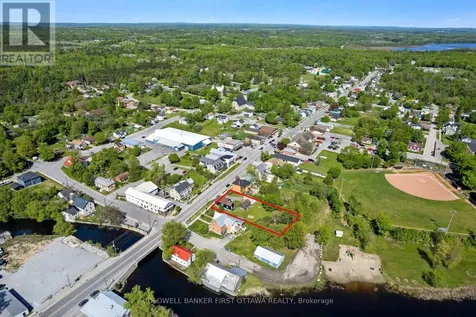 51 George Street Lanark Highlands ON K0G 1K0