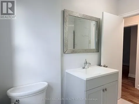 470 Pleasant Park Road Ottawa ON K1H 5N1