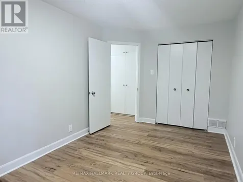 470 Pleasant Park Road Ottawa ON K1H 5N1