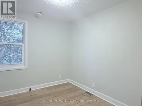 470 Pleasant Park Road Ottawa ON K1H 5N1