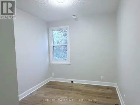 470 Pleasant Park Road Ottawa ON K1H 5N1