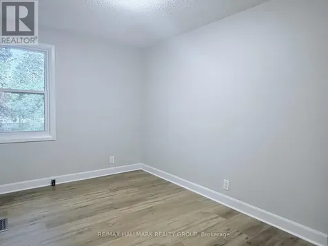 470 Pleasant Park Road Ottawa ON K1H 5N1