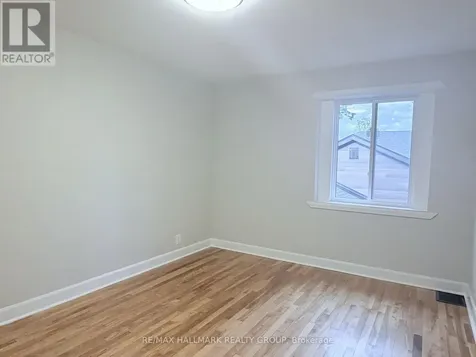 470 Pleasant Park Road Ottawa ON K1H 5N1