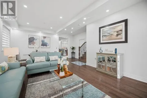 38 Blackberry Valley Crescent Caledon ON L7C 3Z9