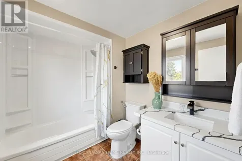 5 Woodstone Place Whitby (pringle Creek) ON L1R 1S7