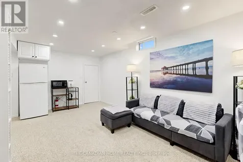 5 Woodstone Place Whitby (pringle Creek) ON L1R 1S7