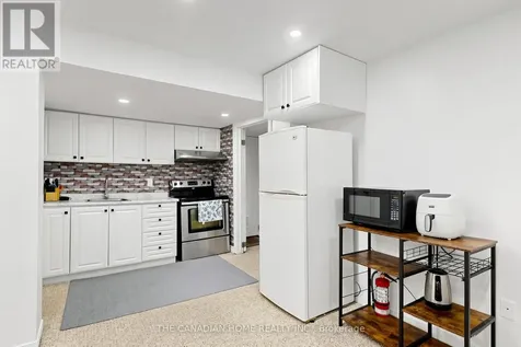5 Woodstone Place Whitby (pringle Creek) ON L1R 1S7