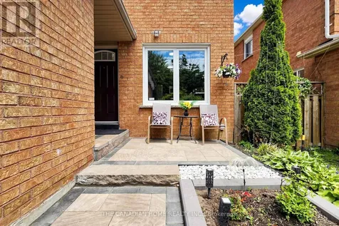 5 Woodstone Place Whitby (pringle Creek) ON L1R 1S7