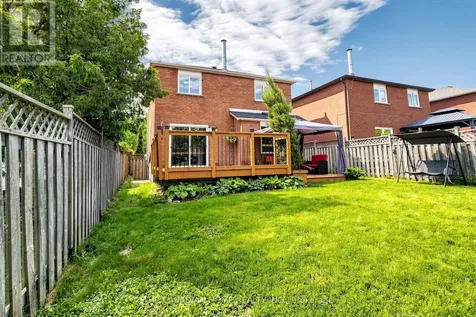 5 Woodstone Place Whitby (pringle Creek) ON L1R 1S7